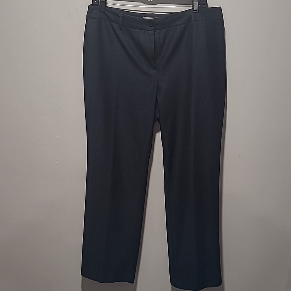 Chicos sz 2 short wrinkle free navy pants sz 14 petite WP157